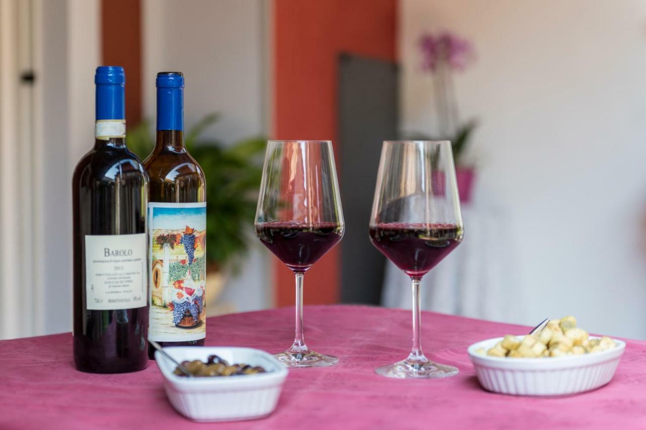 Villa Goccia Di Vino Ла Морра Экстерьер фото